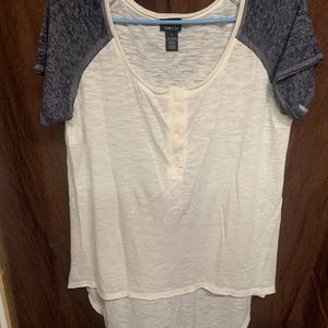Rue21 High-Low Tshirt